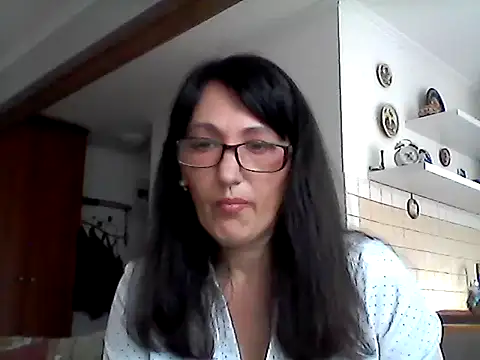 Snapshot of Elena48324 chatting on May 12, 2026, 10:23 am Elena48324 online show from May 12, 2026, 10:23 am