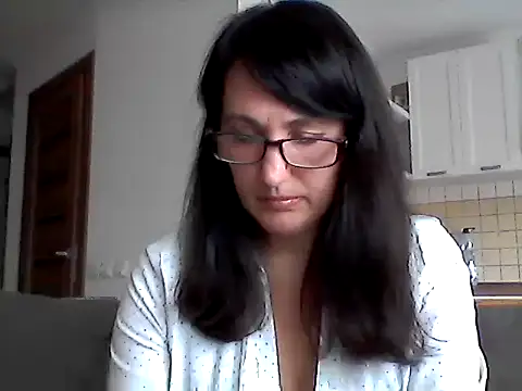 Snapshot of Elena48324 chatting on May 16, 2026, 10:23 am Elena48324 online show from May 16, 2026, 10:23 am