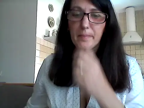 Snapshot of Elena48324 chatting on May 30, 2026, 10:12 am Elena48324 online show from May 30, 2026, 10:12 am