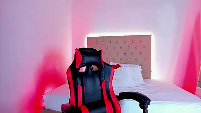 Zafiro  Brown online show from October 16, 2025, 11:33 am