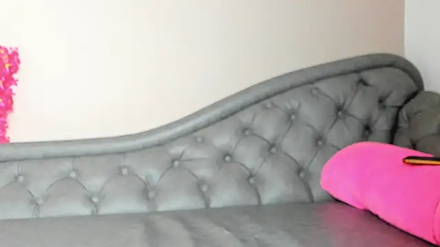 Dafne Mel online show from September 11, 2025, 12:38 pm