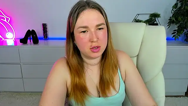 Sofii darling online show from March 16, 2026, 5:39 pm