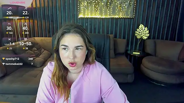 Snapshot of Sofii_darling chatting on May 30, 2026, 4:42 am Sofii darling online show from May 30, 2026, 4:42 am