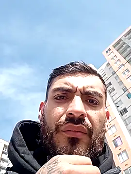 Snapshot of malek_xarx_ chatting on May 8, 2026, 1:16 pm malek xarx online show from May 8, 2026, 1:16 pm