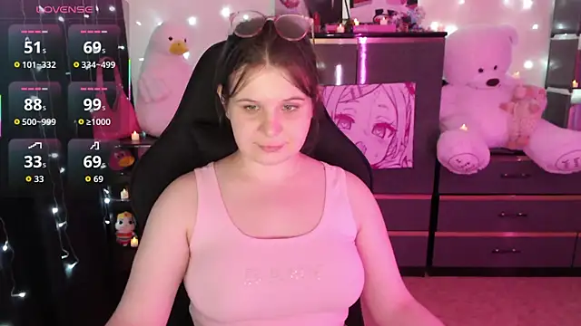 Snapshot of AmyVibess chatting on October 15, 2025, 8:20 pm AmyVibess online show from October 15, 2025, 8:20 pm