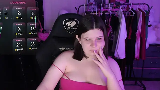 Snapshot of AmyVibess chatting on June 18, 2026, 7:07 pm AmyVibess online show from June 18, 2026, 7:07 pm