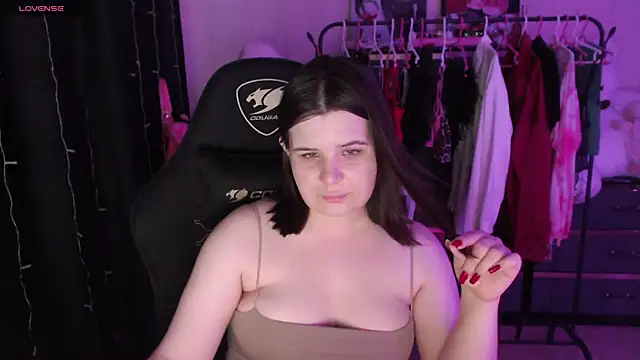 Snapshot of AmyVibess chatting on July 11, 2026, 6:10 pm AmyVibess online show from July 11, 2026, 6:10 pm