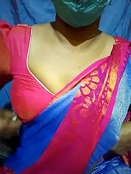 Snapshot of Tamil_Mohini chatting on February 3, 2026, 5:29 pm Tamil Mohini online show from February 3, 2026, 5:29 pm