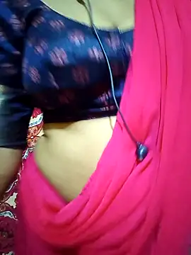 Snapshot of Tamil_Mohini chatting on February 18, 2026, 3:02 am Tamil Mohini online show from February 18, 2026, 3:02 am