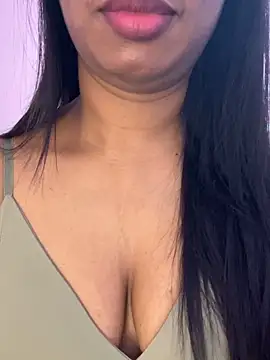 Snapshot of tamil_Aarathi chatting on April 19, 2026, 6:21 pm tamil Aarathi online show from April 19, 2026, 6:21 pm