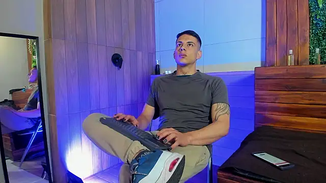 Dustin Sonne online show from March 28, 2026, 3:39 am