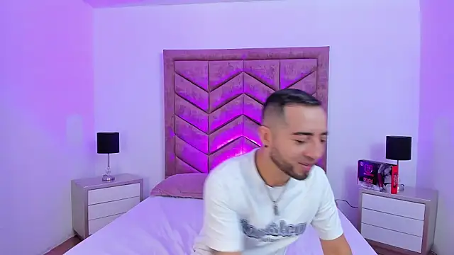 Lushian  online show from April 6, 2026, 3:46 pm