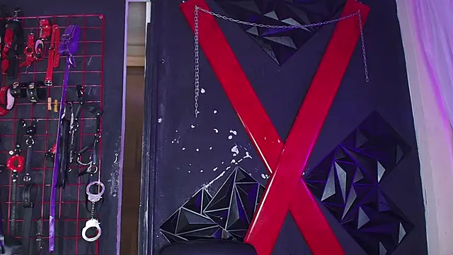 ivonne diaz1 online show from March 21, 2026, 8:23 pm