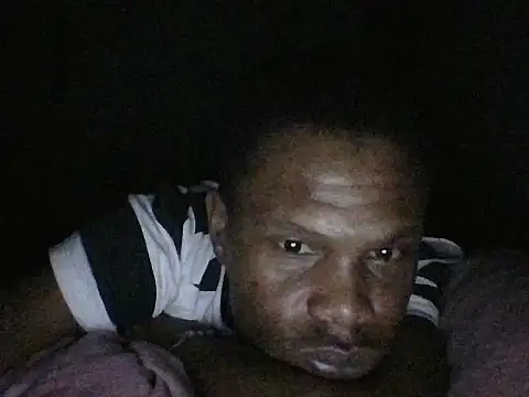 Snapshot of BIGBOYSOUTH chatting on November 5, 2025, 9:04 pm BIGBOYSOUTH online show from November 5, 2025, 9:04 pm