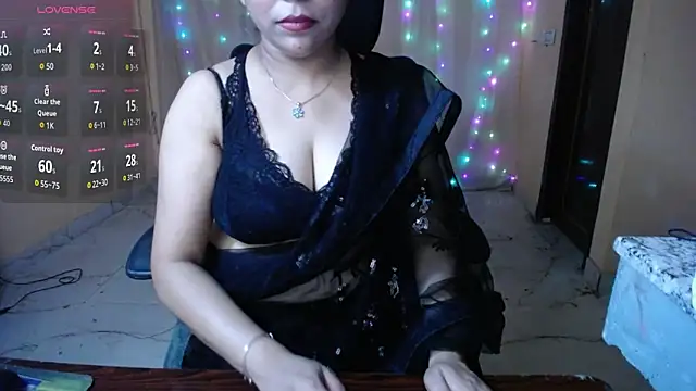 Snapshot of Divvya_ chatting on June 6, 2026, 6:34 pm Divvya online show from June 6, 2026, 6:34 pm