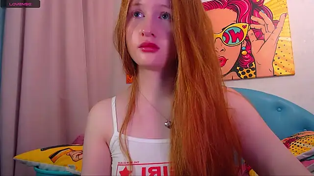 Snapshot of LuxXAngel chatting on September 26, 2025, 8:13 pm LuxXAngel online show from September 26, 2025, 8:13 pm