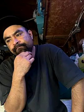 Snapshot of Jonathanfrom420 chatting on October 6, 2025, 2:14 pm Jonathanfrom420 online show from October 6, 2025, 2:14 pm