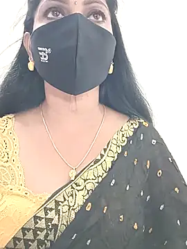 shivani27 online show from December 22, 2025, 6:05 pm