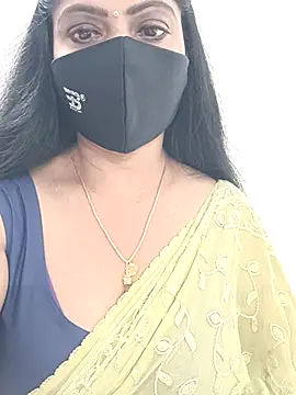 shivani27 online show from February 3, 2026, 6:35 pm