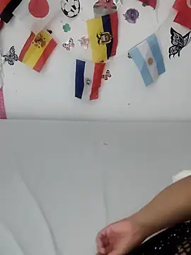Snapshot of AntonelaMorriz chatting on July 1, 2026, 9:44 am AntonelaMorriz online show from July 1, 2026, 9:44 am