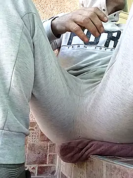 Snapshot of YzabellFabioo chatting on March 8, 2026, 10:52 am YzabellFabioo online show from March 8, 2026, 10:52 am