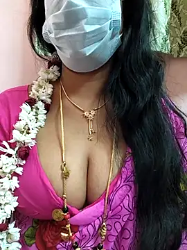 Snapshot of sana-99 chatting on February 12, 2026, 4:13 pm sana-99 online show from February 12, 2026, 4:13 pm