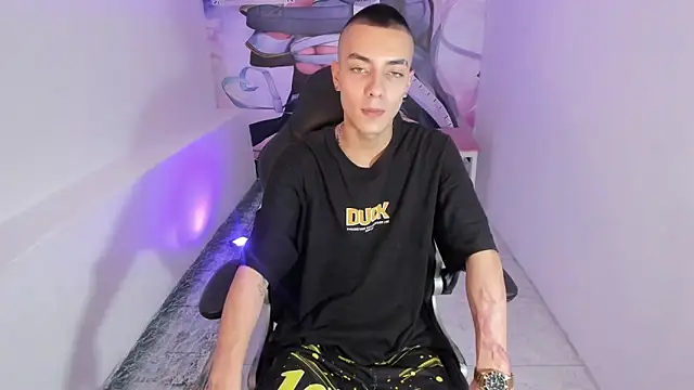 Dereck Boy8 online show from November 10, 2025, 8:30 pm