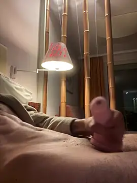 musti312 online show from September 30, 2025, 5:40 pm