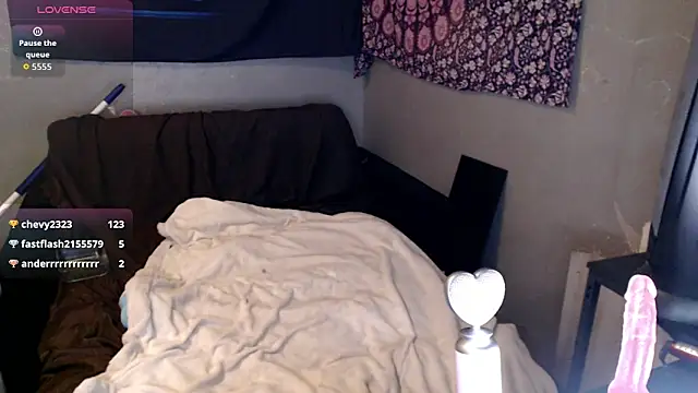 London Ray online show from January 19, 2026, 6:28 am