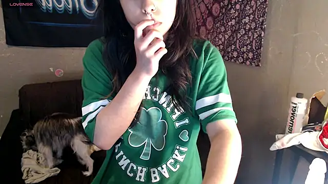 London Ray online show from March 21, 2026, 9:07 pm