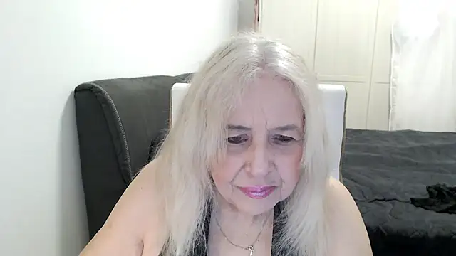 SusiLifeXXX online show from April 9, 2026, 8:14 pm