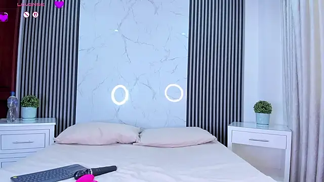 JackAndRosse  online show from March 18, 2026, 1:58 pm