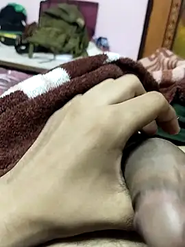 Snapshot of saneer69tew chatting on July 1, 2026, 5:20 am saneer69tew online show from July 1, 2026, 5:20 am