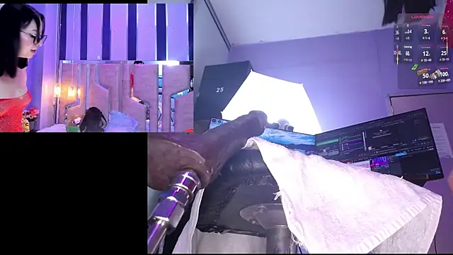 NicoleFerrel online show from February 25, 2026, 2:37 pm