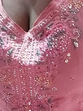 Reeta-rani online show from October 3, 2025, 3:58 am