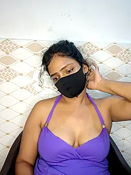 Snapshot of SonY-CaM2 chatting on May 5, 2026, 4:31 am SonY-CaM2 online show from May 5, 2026, 4:31 am