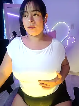 Danniela20 online show from September 11, 2025, 7:08 am