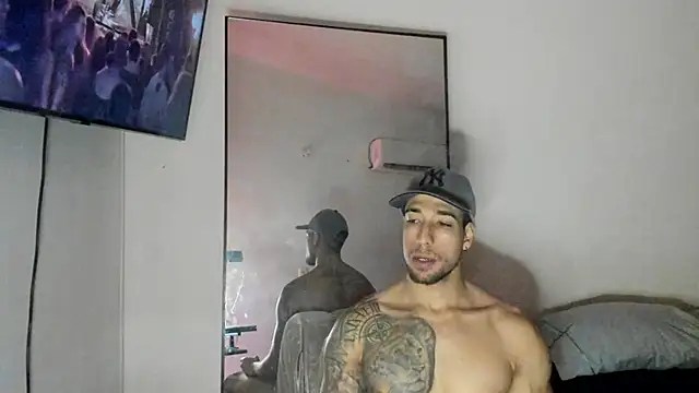 ThiagoLugo online show from September 12, 2025, 10:10 pm