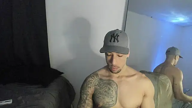 ThiagoLugo online show from February 8, 2026, 11:19 pm