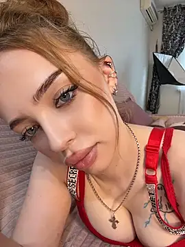 Snapshot of Hannah_xBaby chatting on July 4, 2026, 10:43 am Hannah xBaby online show from July 4, 2026, 10:43 am