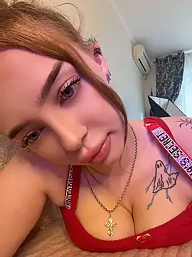 Snapshot of Hannah_xBaby chatting on July 7, 2026, 9:57 am Hannah xBaby online show from July 7, 2026, 9:57 am