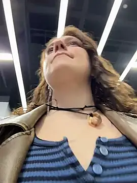 lucy-joy online show from March 19, 2026, 9:24 am