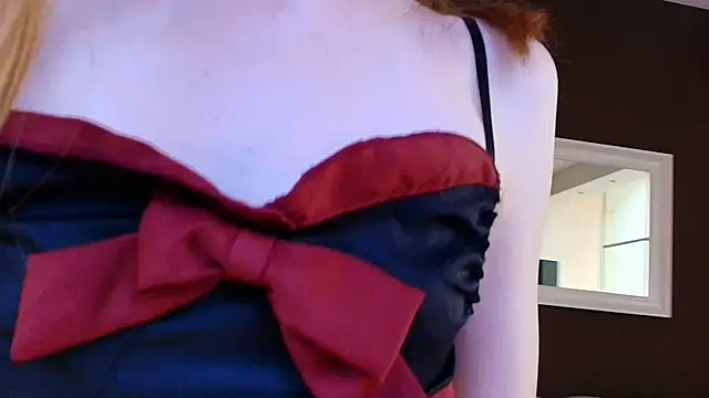 Snapshot of FoxyMira chatting on July 28, 2026, 2:13 pm FoxyMira online show from July 28, 2026, 2:13 pm