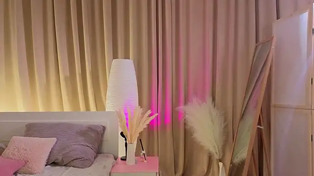 AvrilLeMell online show from February 20, 2026, 9:37 pm