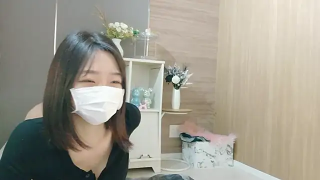 Miko-ooo online show from September 27, 2025, 6:29 am