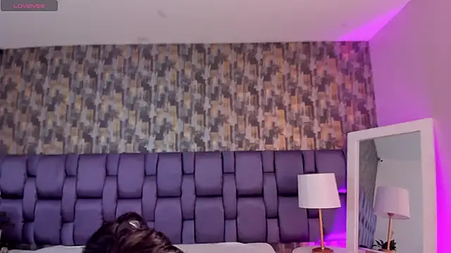 VeraBlazze online show from February 9, 2026, 1:48 pm