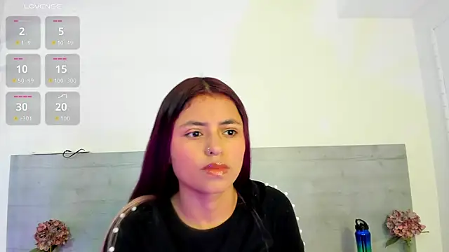Snapshot of sunnyWhitee chatting on May 22, 2026, 7:08 pm sunnyWhitee online show from May 22, 2026, 7:08 pm