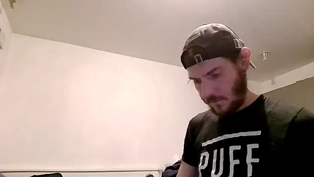 Snapshot of captainckring chatting on June 6, 2026, 8:57 pm captainckring online show from June 6, 2026, 8:57 pm