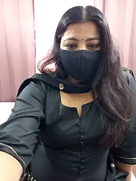 Snapshot of Aavya_007 chatting on March 7, 2026, 11:51 am Aavya 007 online show from March 7, 2026, 11:51 am