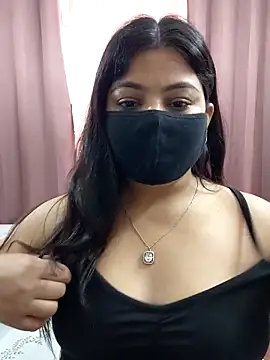 Snapshot of Aavya_007 chatting on April 7, 2026, 3:51 am Aavya 007 online show from April 7, 2026, 3:51 am